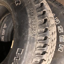 3 Tires  30/9.50/15