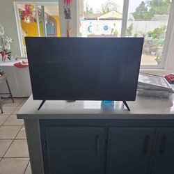 Vision 32 Inch TV Monitor 