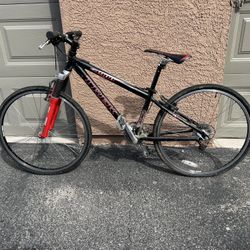 Trek 4900 Mountain Bike