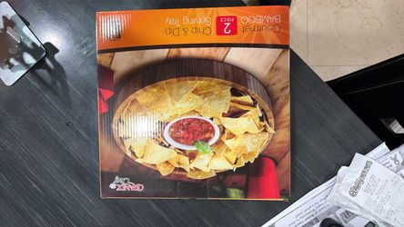 Chip and Dip serving tray