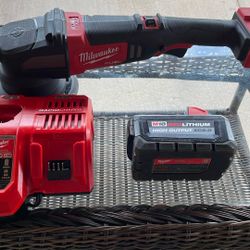 Milwaukee M 18 random orbit, buffer new
