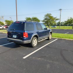 2005 Ford Explorer