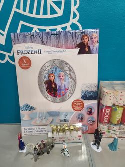 Frozen Decorations 