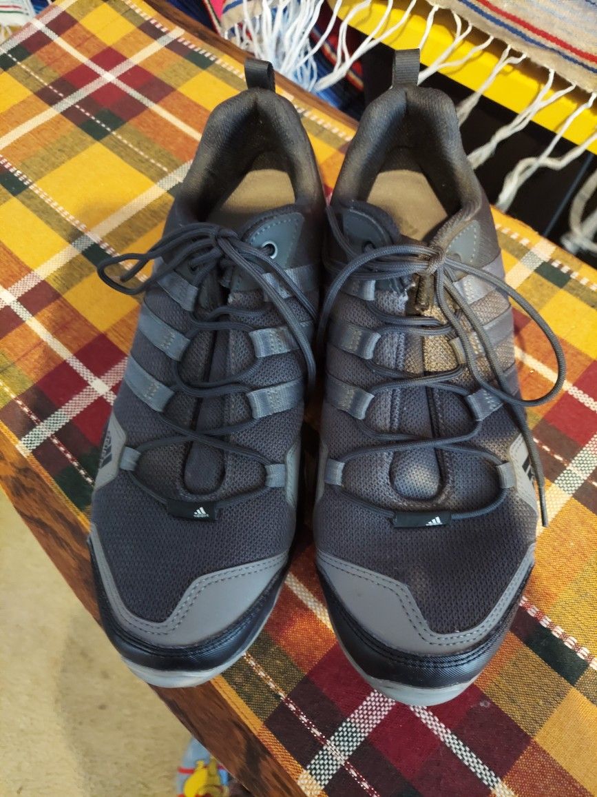Adidas. Tennie Shoes Men's