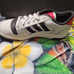 Addidas Men Size 7