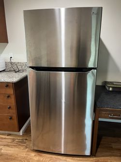 LG refrigerator