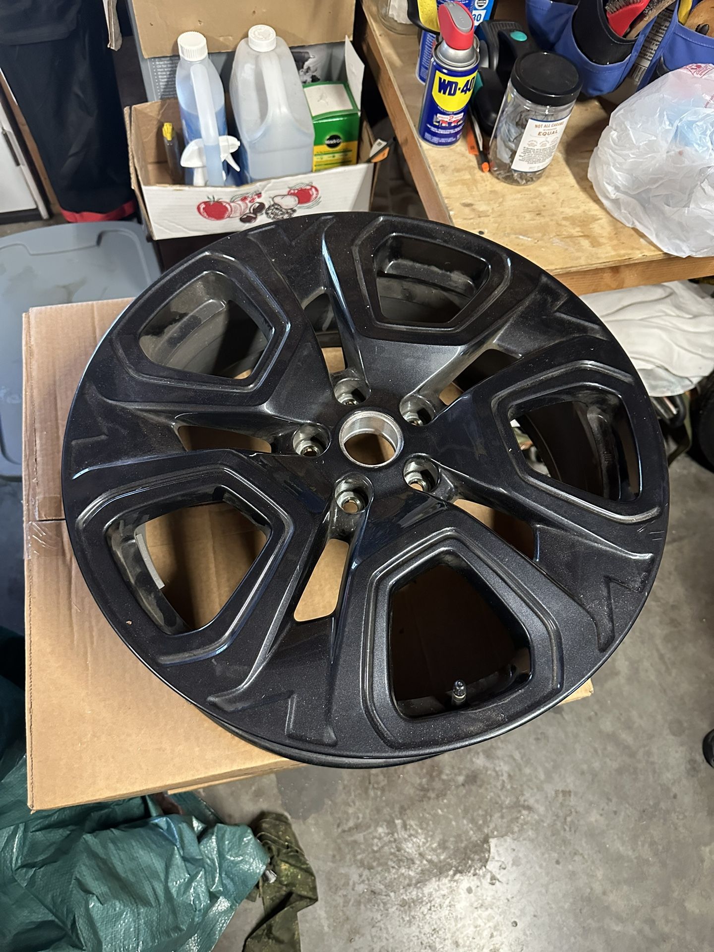 2023 Subaru Ascent Black 20” Rims