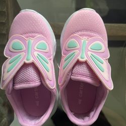 Girl Toddler Shoes. 