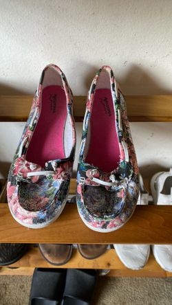 Women’s Shoes