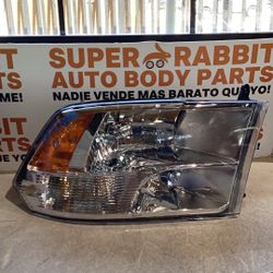 2009 Ram Passenger Halogen Headlight Aftermarket COMPLETE. 2018