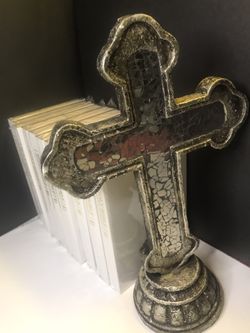 Glass etched Glass & Iron book Ends With 10 medium white Bibles!