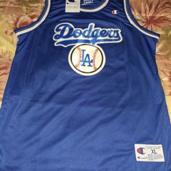 LOS ANGELES DODGERS CUSTOM BASKETBALL JERSEY...NEW AND NEVER WORN...SIZE XL...FULLY STITCHED...KEPT IN A SMOKE FREE HOME...$50 OBO...