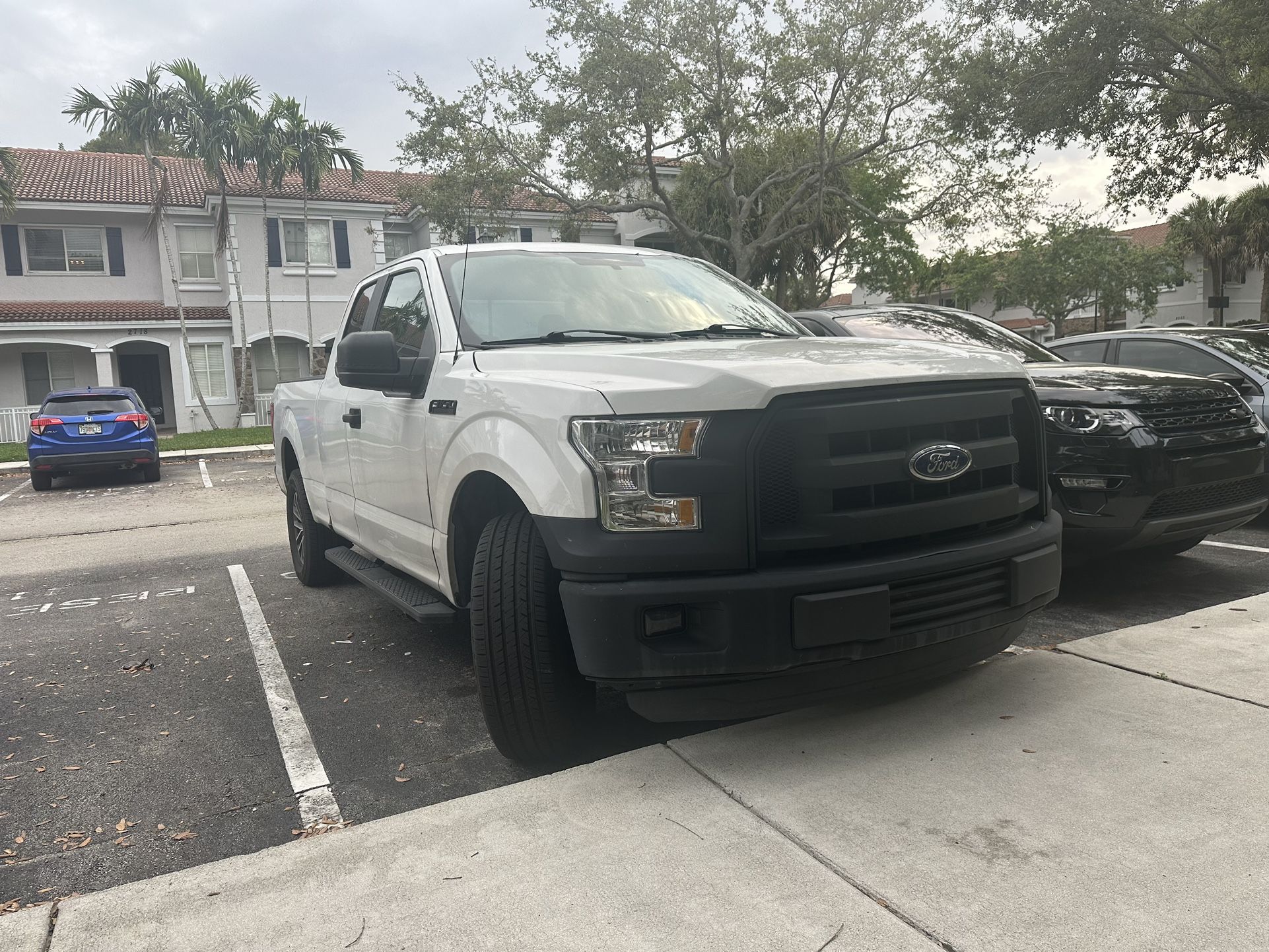 2016 Ford F-150 Limited 4WD SuperCrew 145 Limited Late Avail