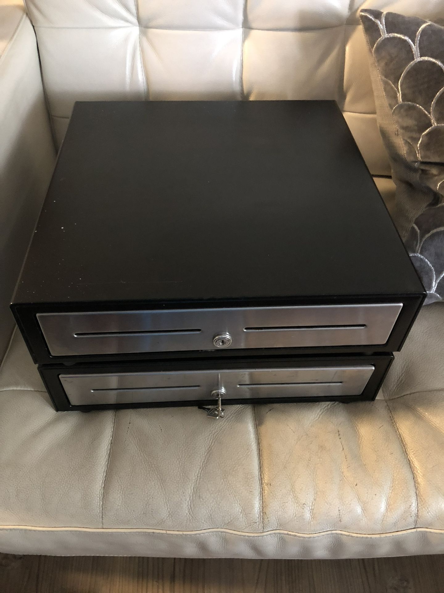 2 APG Vasario Series VBS579BL1616 Cash Drawer w/ keys and 4 extra cash drawer inserts for Sale