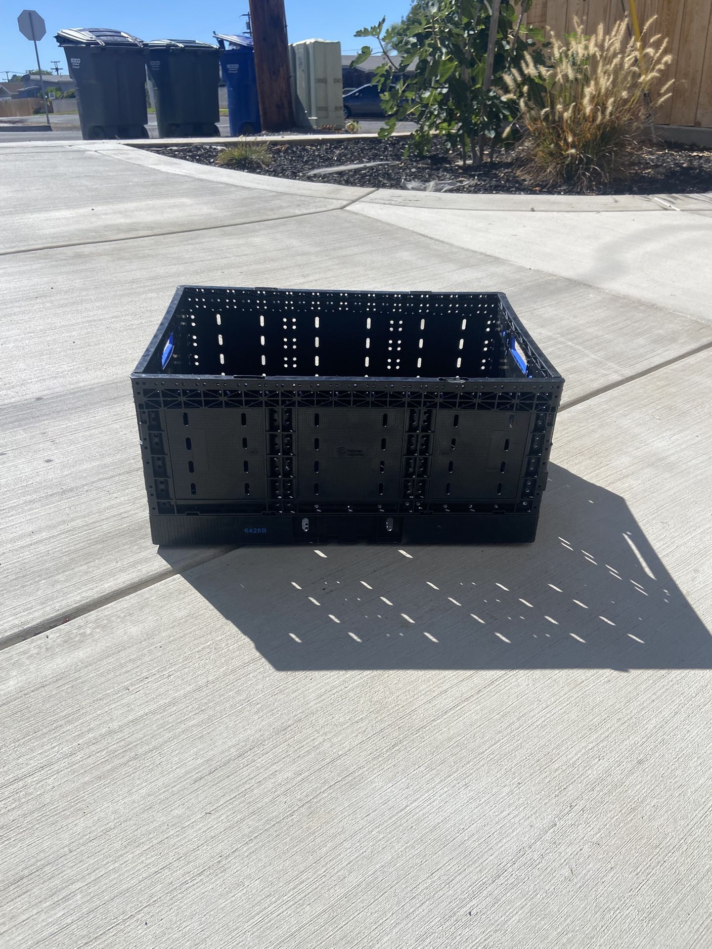 Collapsible Storage Bin