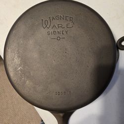 Vintage Wagner Ware 