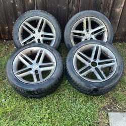 17” MOMO ARROW Wheels & Tires