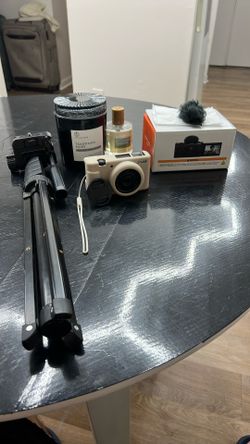 Sony ZV 1 F