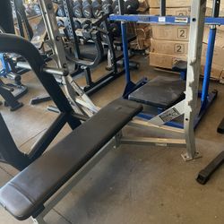 Commercial Bench Press