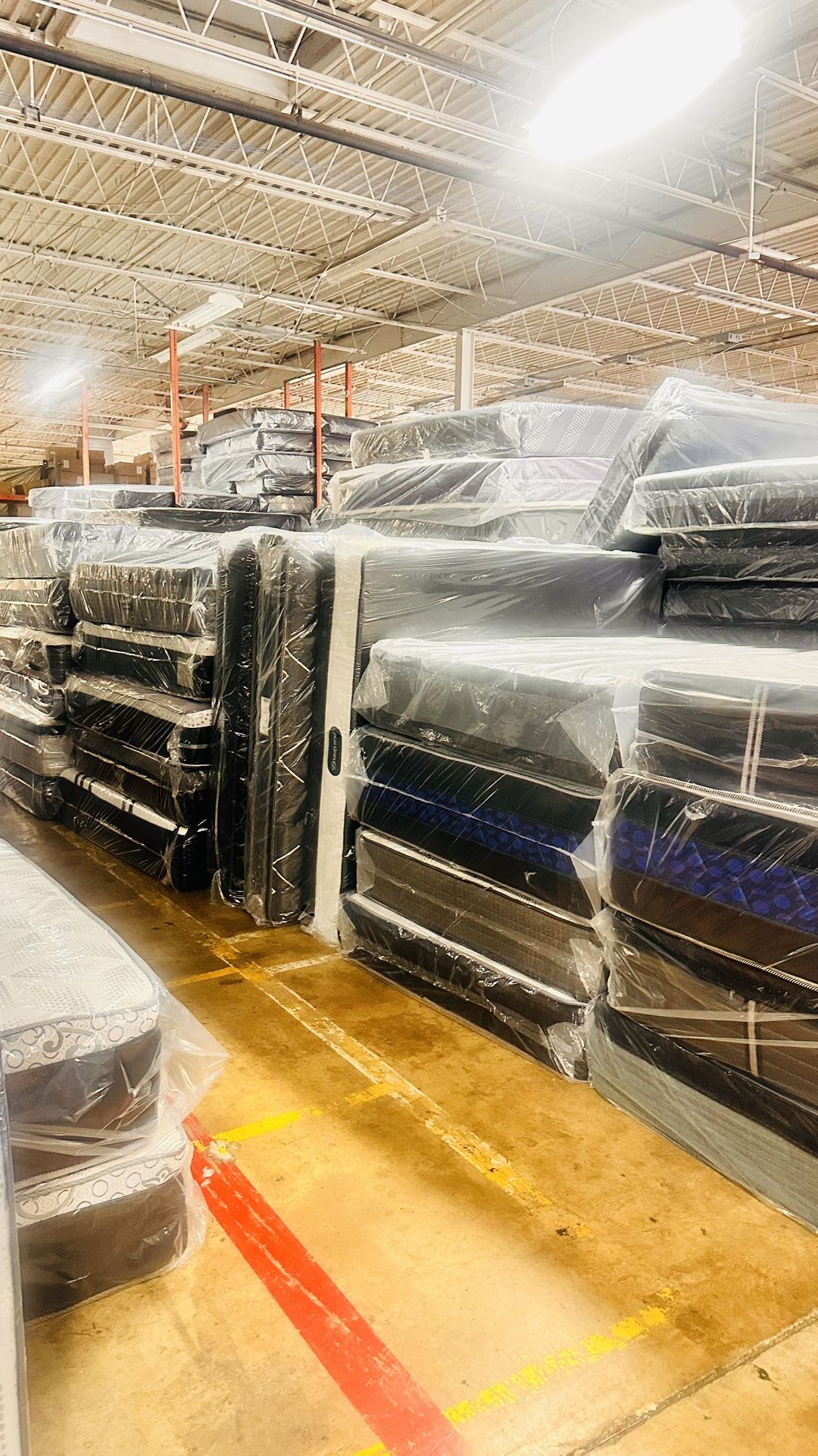 ✅ Queen Mattress (Double Sides) • Box Spring • Delivery Free to DM,(V), DE and WV we charge small fee delivery 📦
