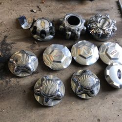 assorted centercaps read description on whats here