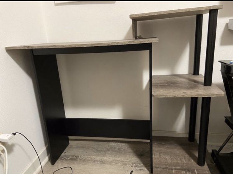 Computer/Nail Desk
