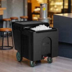 VEVOR Commercial Ice Bin, 125 lbs Portable Ice Caddy, Insulated Ice Carrier with 4 Wheels and Flip Lid, Large Ice Bin for Catering, Kitchens, Bistros,