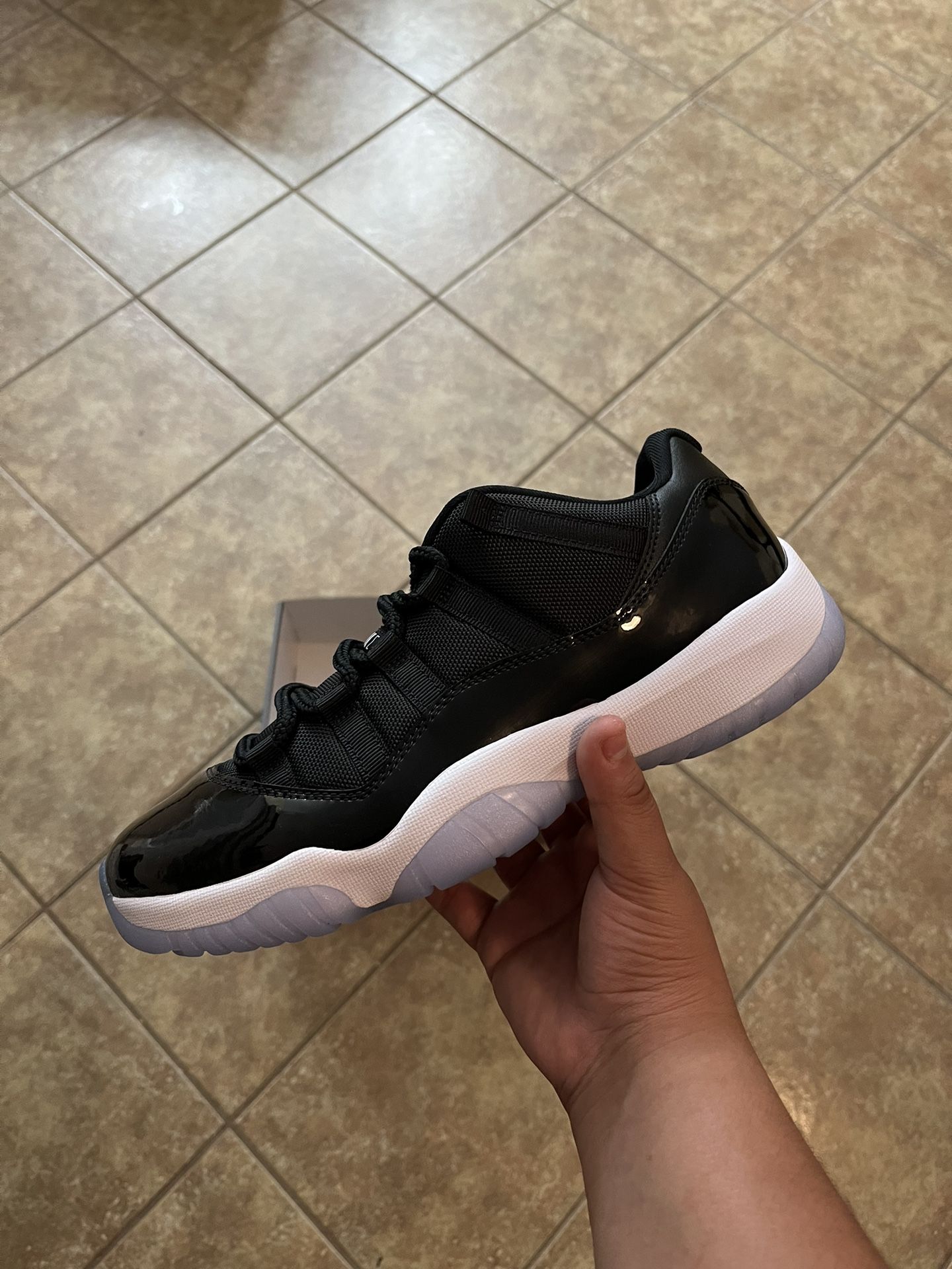 Jordan 11 Low “Space Jam” Size 8.5 Brand New No Box Lid