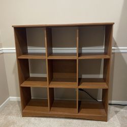 bookcase /shelving unit