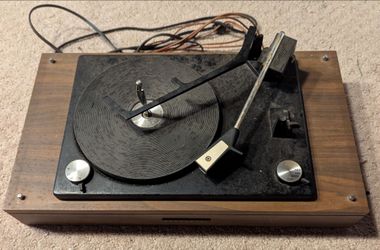 Vintage Panasonic RD-7673D Turntable
