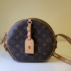 Louis Vuitton Boite Chapeau MM