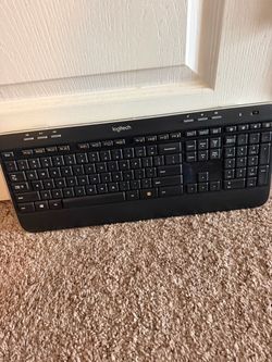 Logitech K520 Wireless Keyboard