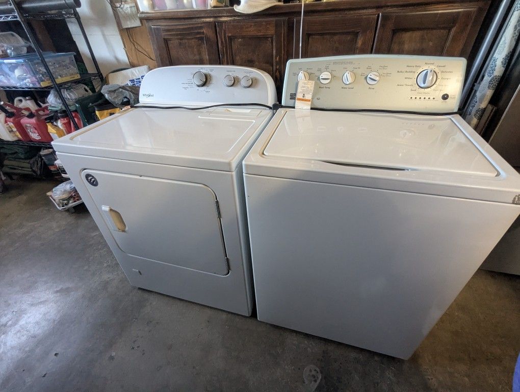 Washer Kenmore And Dryer Whirlpool (READ DESCRIPTION )