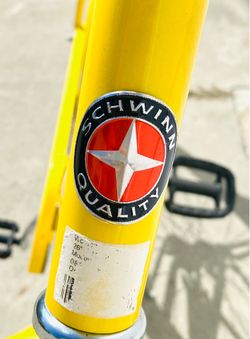 Schwinn Beach cruiser