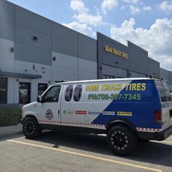 2005 Ford E150 Cargo Van