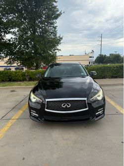 2015 Infiniti Q50