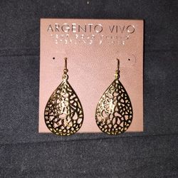 18kt. Plated Sterling Silver Teardrop Earrings 