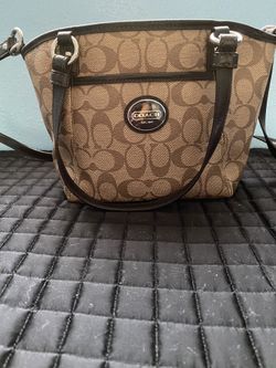 COACH SMALL PURSE