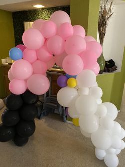 Free balloon garland