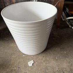 Ceramic Pot 