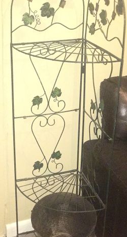Wire frame Corner plant rack