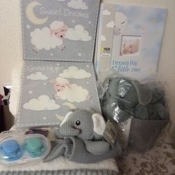Boy's Baby Shower Gift Set Bundle 