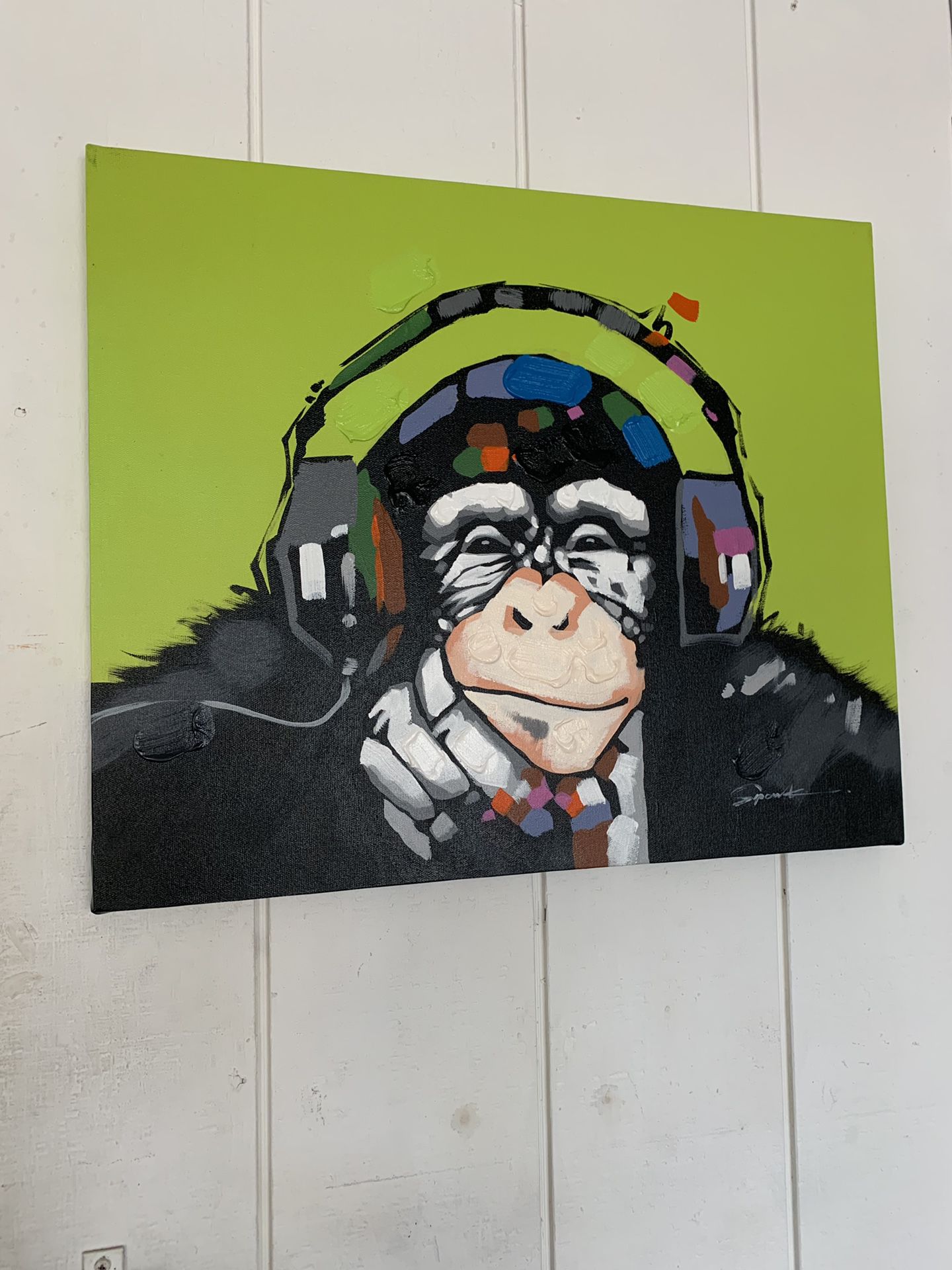Monkey with headphones print
