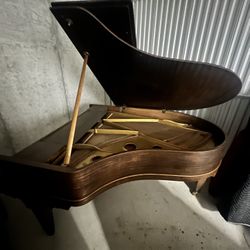 6’ Kimball Grand
