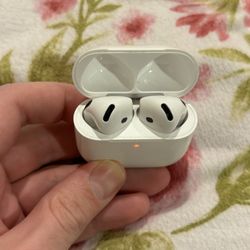 Apple AirPods 4 (without noise cancellation)
