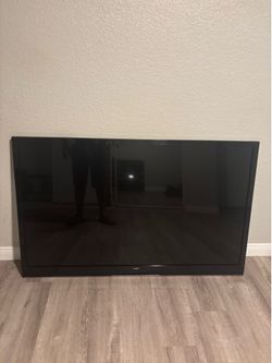 Vizio 55 inches (No remote)