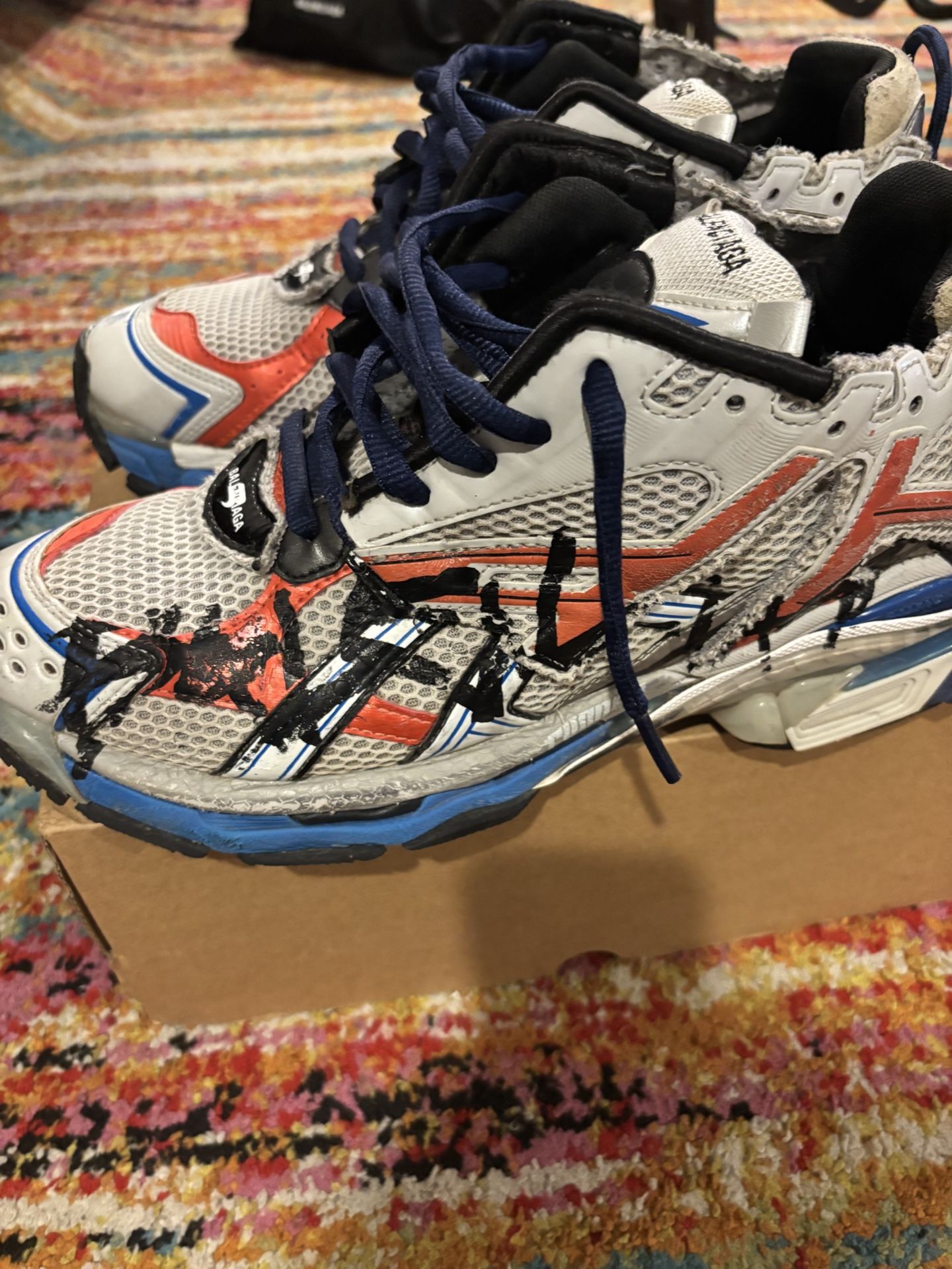 Balenciaga Runner Graffiti Red White Blue