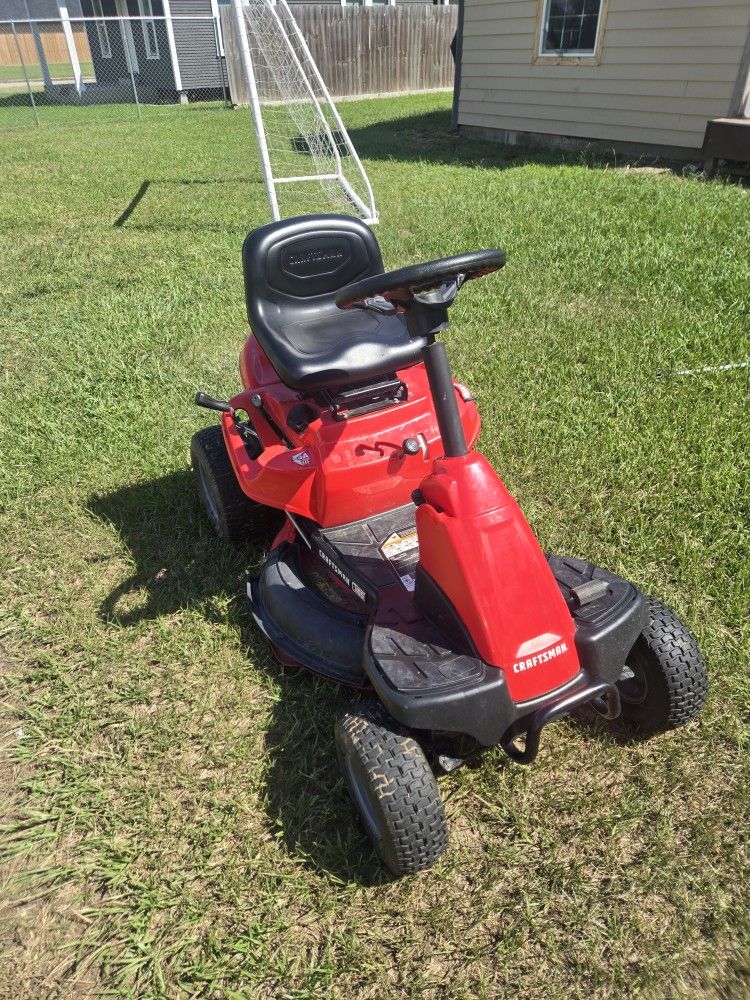 Craftsman Riding Mower 