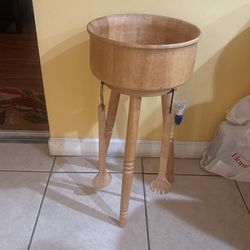Wooden Rotating Salad Bowl With Stand