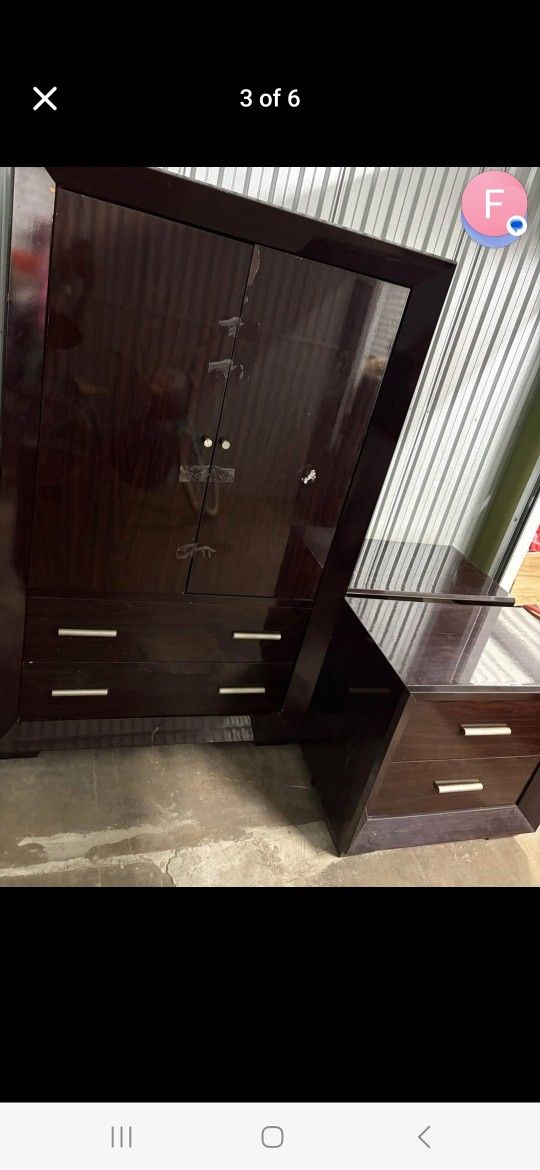 Complete Dresser Set